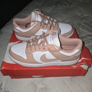 Nike Dunks Beautiful Rose Gold Pink And White Size 9.5 In Mens